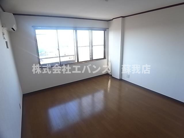 【内装】 | グリーンヒルズ石川Ⅰ | 過ごしやすい室内です
