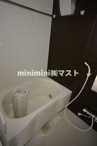 アーバンカーサ難波Ⅲの浴室