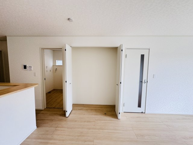 松戸市六実５丁目新築戸建（六実第12）の収納|リビング収納スペース