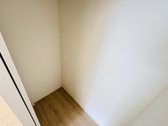 松戸市六実５丁目新築戸建（六実第12）の収納|キッチン裏1帖収納庫