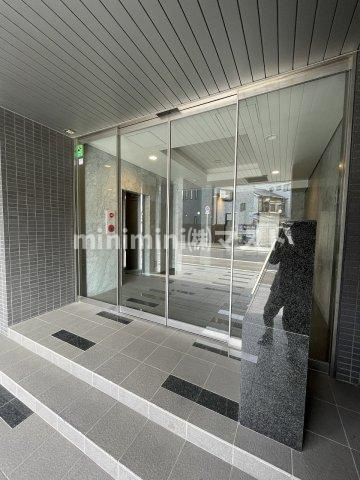 Cubic Courtのエントランス