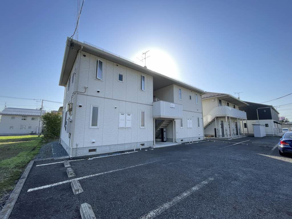 シャーメゾンさくら通り Ａの駐車場
