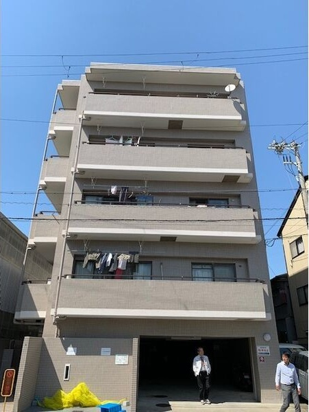 ベル上甲子園の外観
