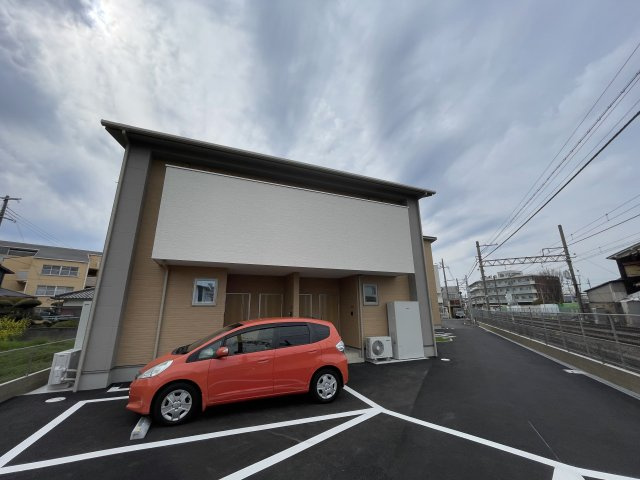 メゾン東二見のエントランス