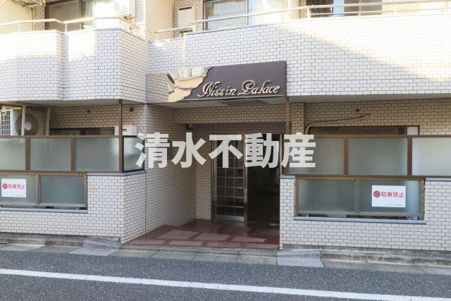 練馬区豊玉北２丁目の賃貸マンションのエントランス