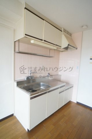 ホワイトボックスＰＡＲＴⅡのキッチン