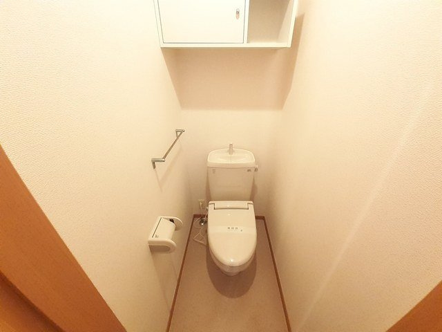 カルムヴィラⅢのトイレ|シンプルで使いやすいトイレです