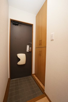 【玄関】 | ラッキータウン庭瀬D棟