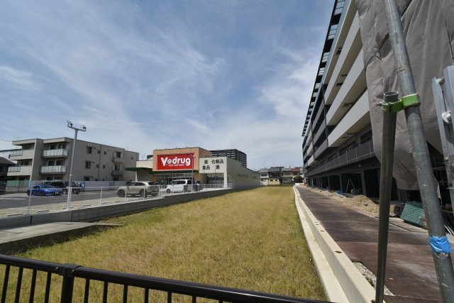 グランレブリー桂川サウススクエアの駐車場