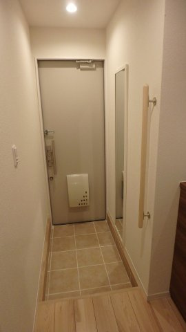 グランステージ曽根の玄関