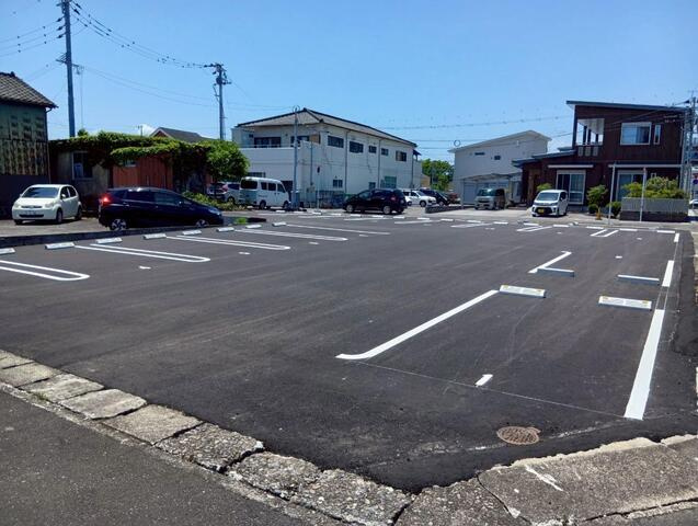 ヒカオ駐車場の外観