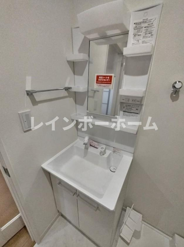 Est Collinaの洗面所