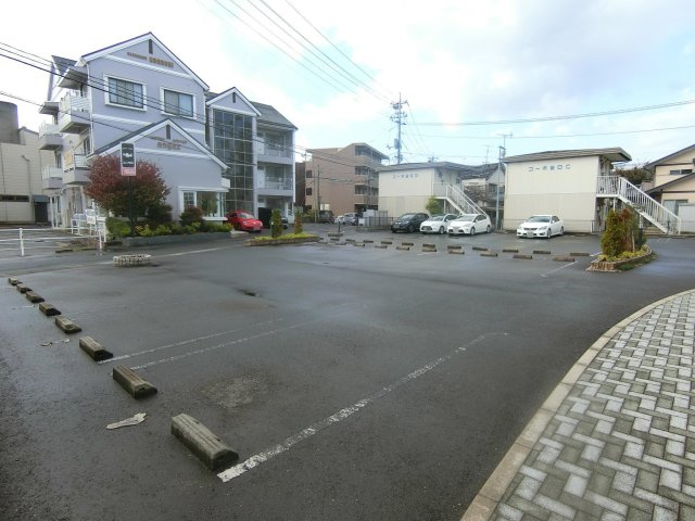 【駐車場】 | フォルトーナ　Ａ