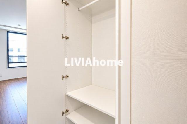 渋谷区代々木２丁目の賃貸マンションの収納|同シリーズの参考写真です。実際の設備・内装は現況を優先とさせていただきます。