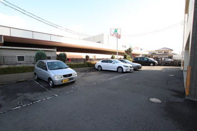 【駐車場】 | サンフィールド