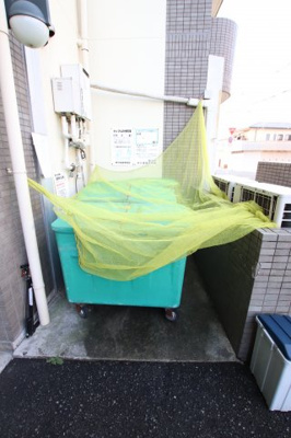 【その他共用部分】 | サンフィールド | 敷地内ゴミ捨場