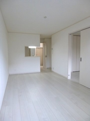 【居間・リビング】ブランドール弐番館 