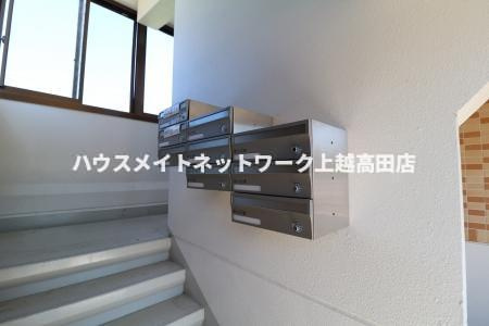 エクセレントコート Ａ棟の設備|共用階段