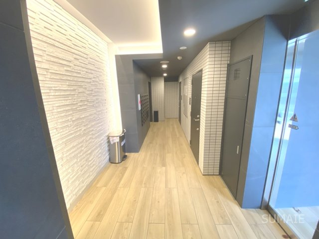 ステージファースト北浦和のエントランス
