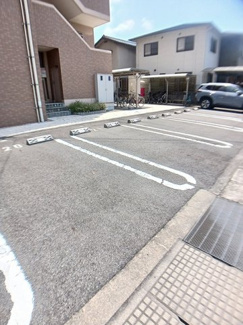 【駐車場】 | グリシナ | 駐車場完備です
