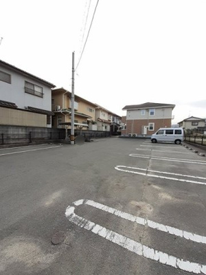 【駐車場】 | エアリースクエア | 駐車場に車を止められます