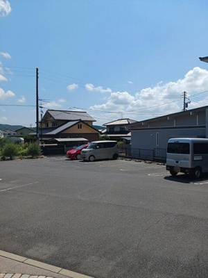 【駐車場】 | アダージョＢ | カースペースがあります
