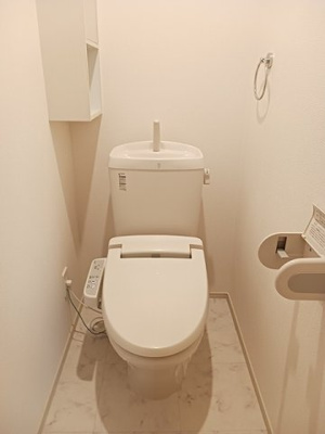 【トイレ】 | アダージョＢ | トイレです