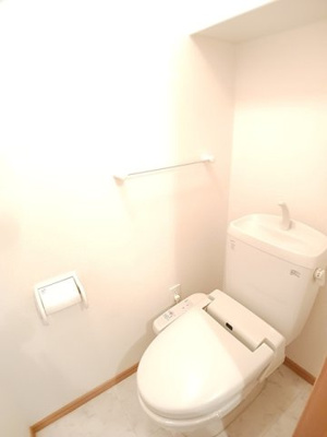 【トイレ】 | ラ　フォンテーヌＡ | シンプルで使いやすいトイレです