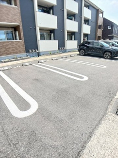 【駐車場】 | ローズエスポワール | 駐車スペースもあります