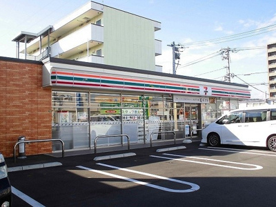 【周辺】 | メゾン・ド・オーブ | セブンイレブン福山春日２丁目店まで350m