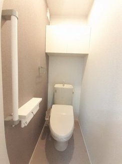 【トイレ】 | ベルセゾン | 落ち着いたトイレです