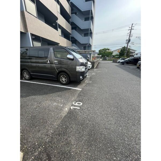 【駐車場】フロレセール南六甲 