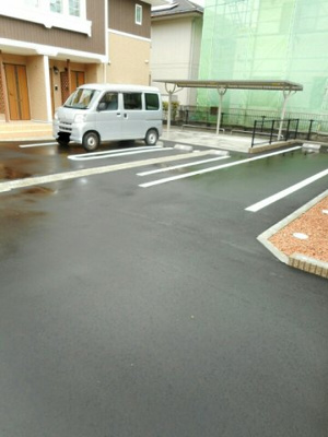 【駐車場】 | ブランシュ　プロスペレＢ | 車をお持ちの方に嬉しい駐車場付きの物件です
