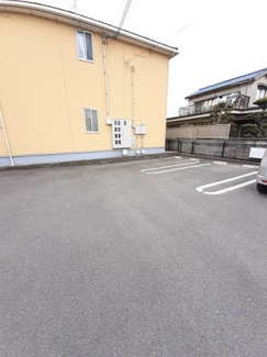 【駐車場】 | ラピスⅡ | 駐車場です