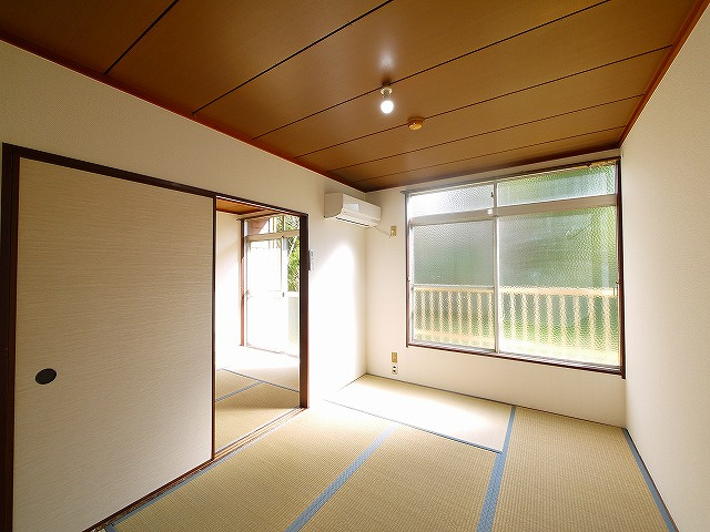 YMハイツ　B棟の和室