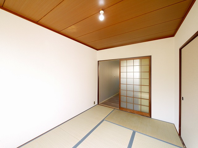 YMハイツ　B棟の和室
