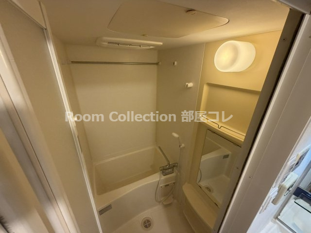 プレサンス名古屋駅前の浴室