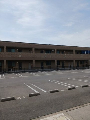 【駐車場】 | プラシード駅家Ｂ | 駐車スペースもあります