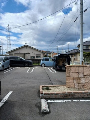 【駐車場】 | エービーフィールド | 駐車場に車を止められます