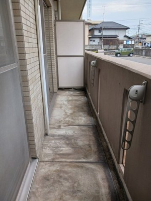 【バルコニー】 | アビタシオンⅢ | 暖かな日差しのふりそそぐバルコニー