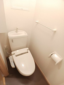 【トイレ】 | クラール花園 | 清潔感のあるトイレです