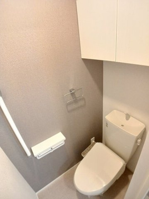 【トイレ】 | メルヴェーユ　Ｂ | 落ち着いた色調のトイレです