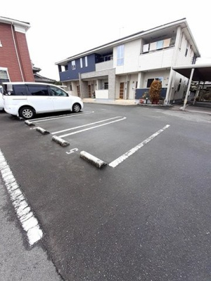 【駐車場】 | アンソレイユＢ | 駐車場があります