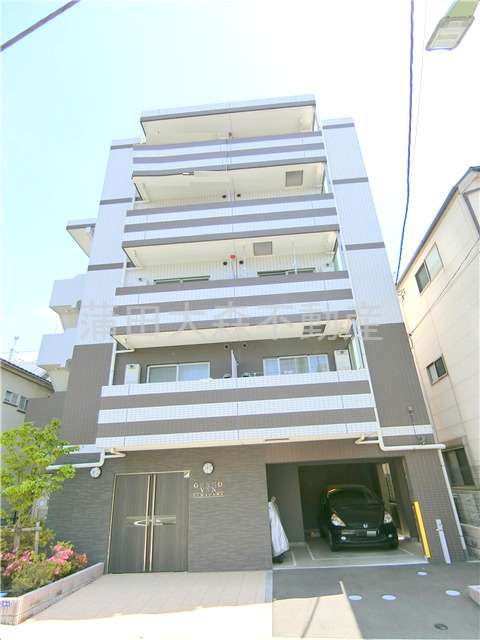 グランヴァン多摩川の外観|2016年3月築　RC鉄筋コンクリート造地上5階建て総戸数26戸、東京都大田区矢口2丁目　東急多摩川線武蔵新田駅、矢口渡駅徒歩圏内のWi-Fiインターネット無料分譲賃貸マンション