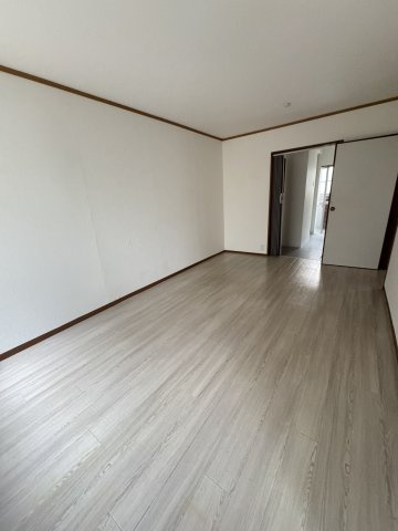 テラス　神戸市須磨区離宮前町の居間・リビング