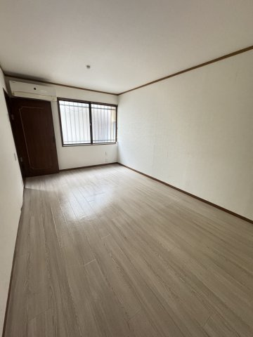 テラス　神戸市須磨区離宮前町の居間・リビング