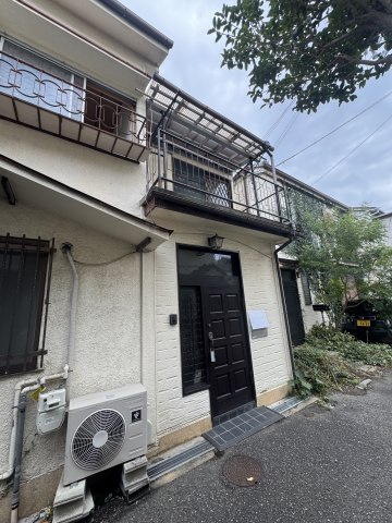 テラス　神戸市須磨区離宮前町の外観