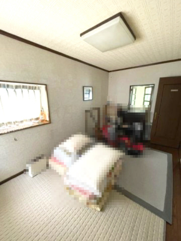 敦賀市野神中古戸建の洋室