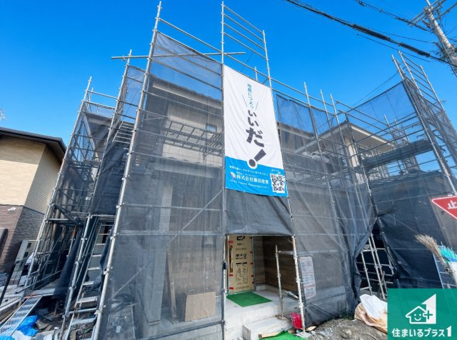 即日案内可能■京都市北区上賀茂池端町　新築一戸建ての外観|周辺は落ち着いた街並みの住宅地！子育てがしやすい住環境です！まだ未完成ですが、現地でしかわからない事もございます。是非一度ご覧ください。
