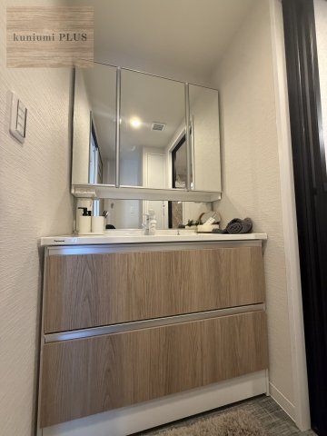 ウィズパークス大阪アクアコートの独立洗面台
